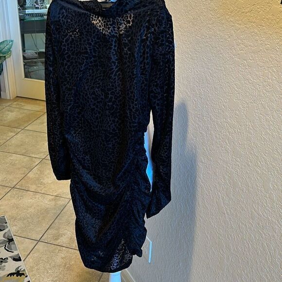 Likely XS/S Long Sleeve Ruched Bodycon Mini Dress Black Velvet Cheetah Burnout - Picture 2 of 12